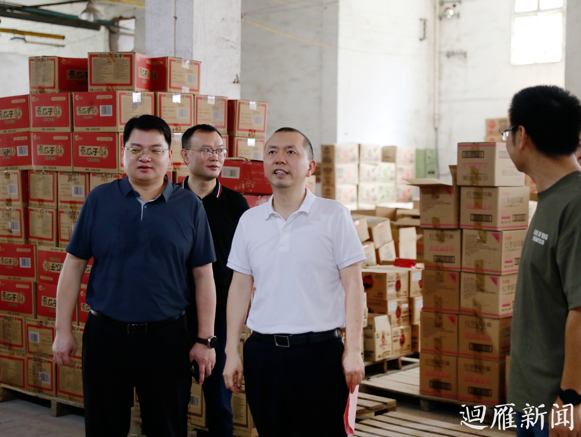 魏春生深入黄茶岭街道开展“走找想促”调研