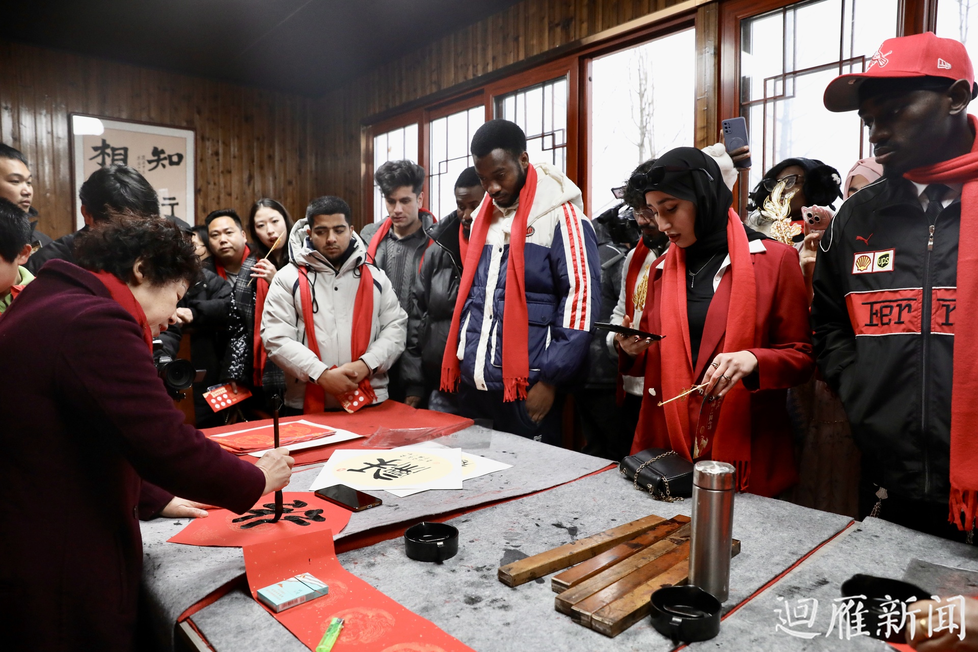 留学生花式体验“中国年”，雁峰区山林村年俗飘出“国际范”